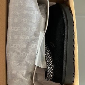 Ugg Tasman Slipper